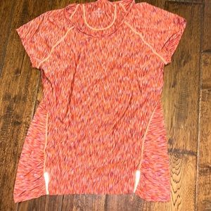 Athleta medium workout shirt